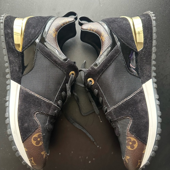 Run Away Louis Vuitton woman’s size 39 - Picture 7 of 9